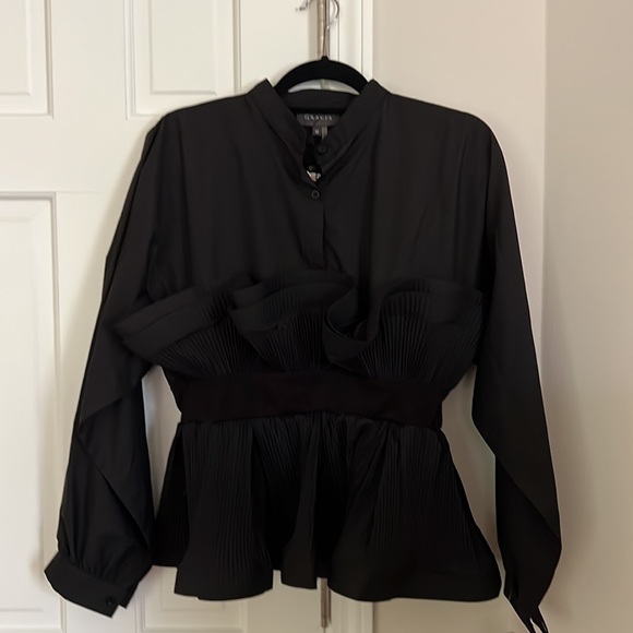 Never worn, Garcia blouse. - Picture 2 of 4